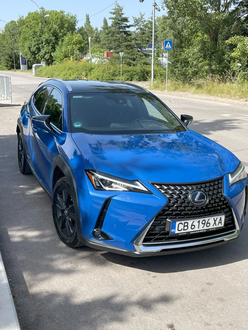 Lexus UX 250h, снимка 1 - Автомобили и джипове - 47325000