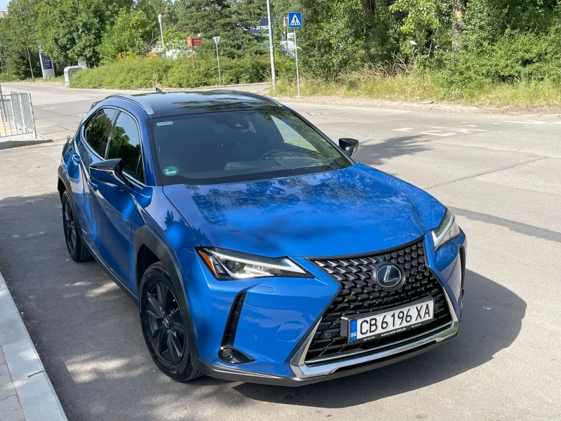 Lexus UX 250h, снимка 6 - Автомобили и джипове - 47325000