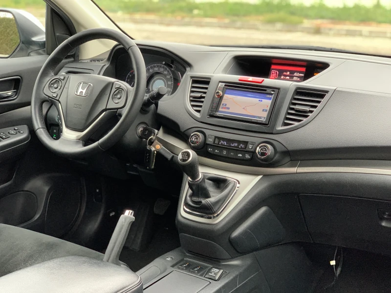 Honda Cr-v FULL* ITALY, снимка 13 - Автомобили и джипове - 48441448