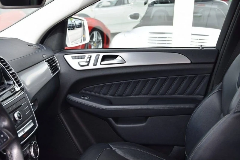 Mercedes-Benz GLE 350 D COUPE ОЧАКВАН ВНОС FULL AMG LINE ЛИЗИНГ 100%, снимка 8 - Автомобили и джипове - 51624059