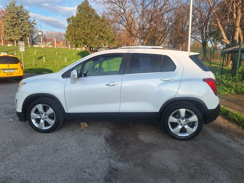 Chevrolet Trax 1.7 CDTI, снимка 3 - Автомобили и джипове - 52763663