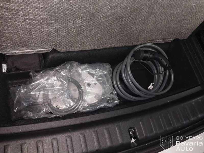 BMW X1 30e xDrive Steptronic, снимка 13 - Автомобили и джипове - 52775129