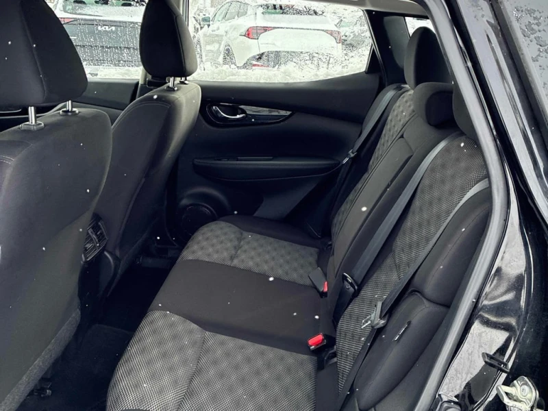 Nissan Qashqai * AWD SV CVT * CARFAX * ШИБИДАХ * , снимка 14 - Автомобили и джипове - 53259659
