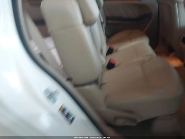 Mercedes-Benz GL 450 * 4MATIC* КОЖА* ПОДГРЕВ* ПАНОРАМА* HARMAN KARDON* , снимка 8 - Автомобили и джипове - 54853045