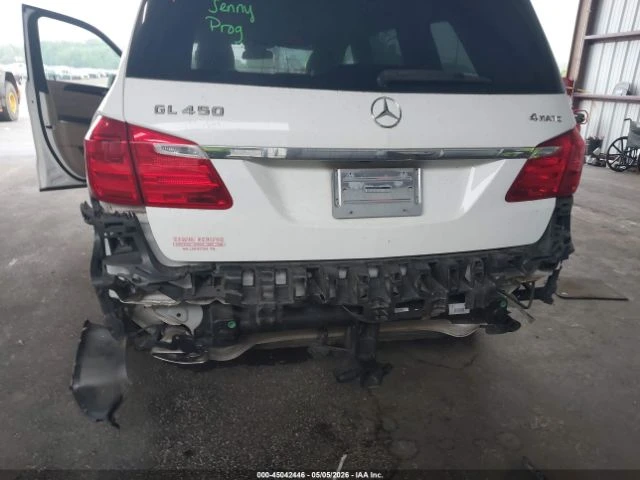 Mercedes-Benz GL 450 * 4MATIC* КОЖА* ПОДГРЕВ* ПАНОРАМА* HARMAN KARDON* , снимка 6 - Автомобили и джипове - 54853045