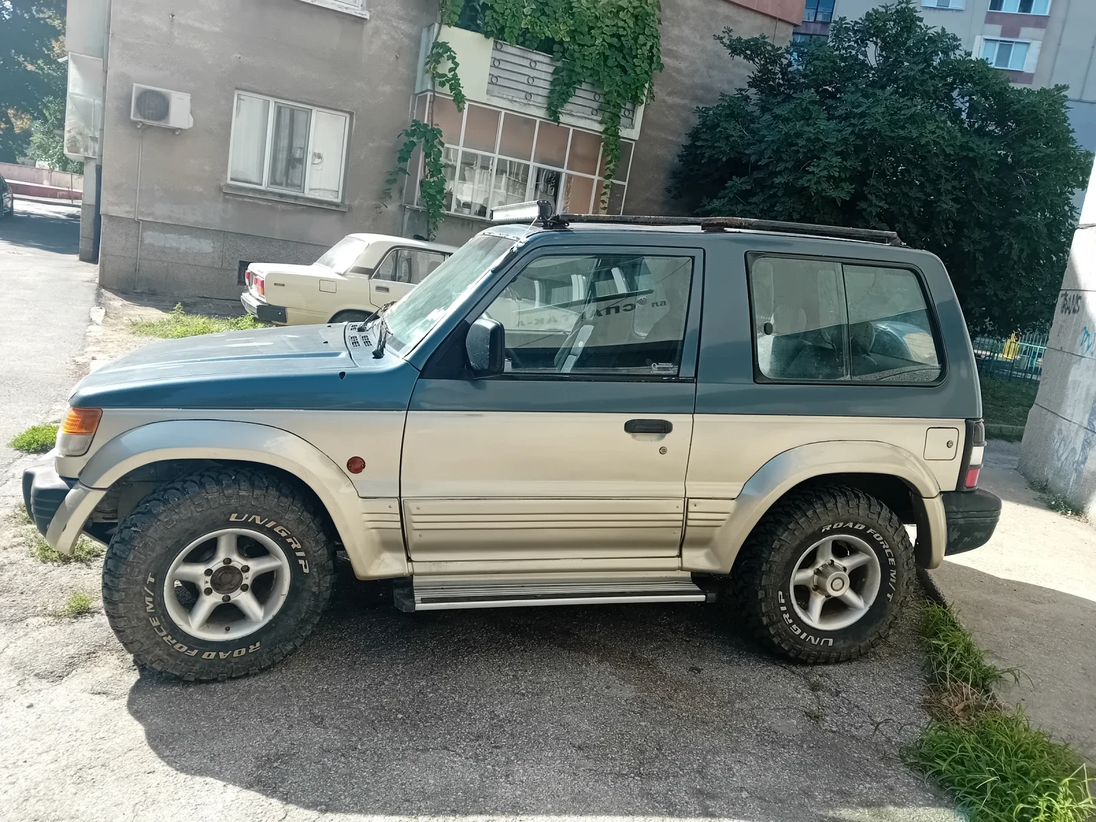 Mitsubishi Pajero  - изображение 8