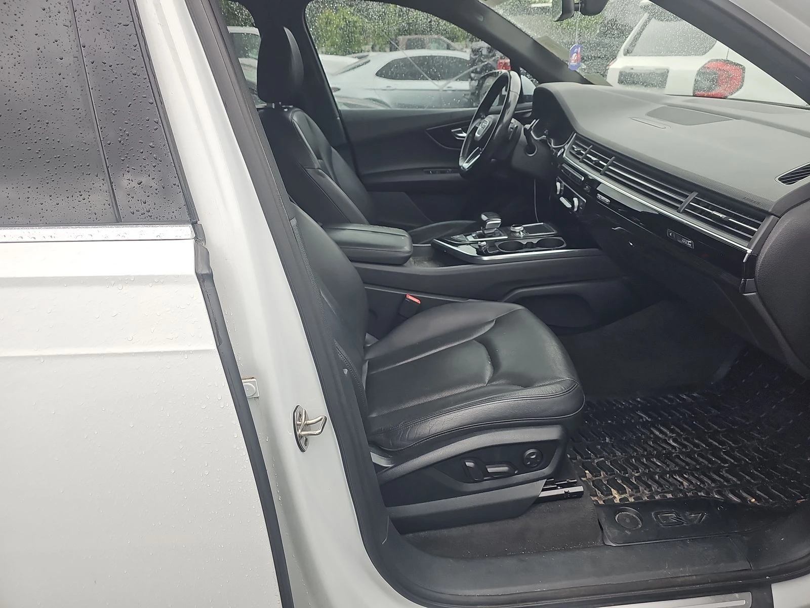 Audi Q7 Virtual Cockpit Plus* панорама* подгрев* обдухване - изображение 9