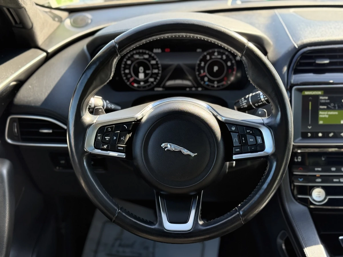 Jaguar F-PACE PRESTIGE* Диг.табло* MERIDIAN AUDIO* 8ZF* Пано*  - изображение 10