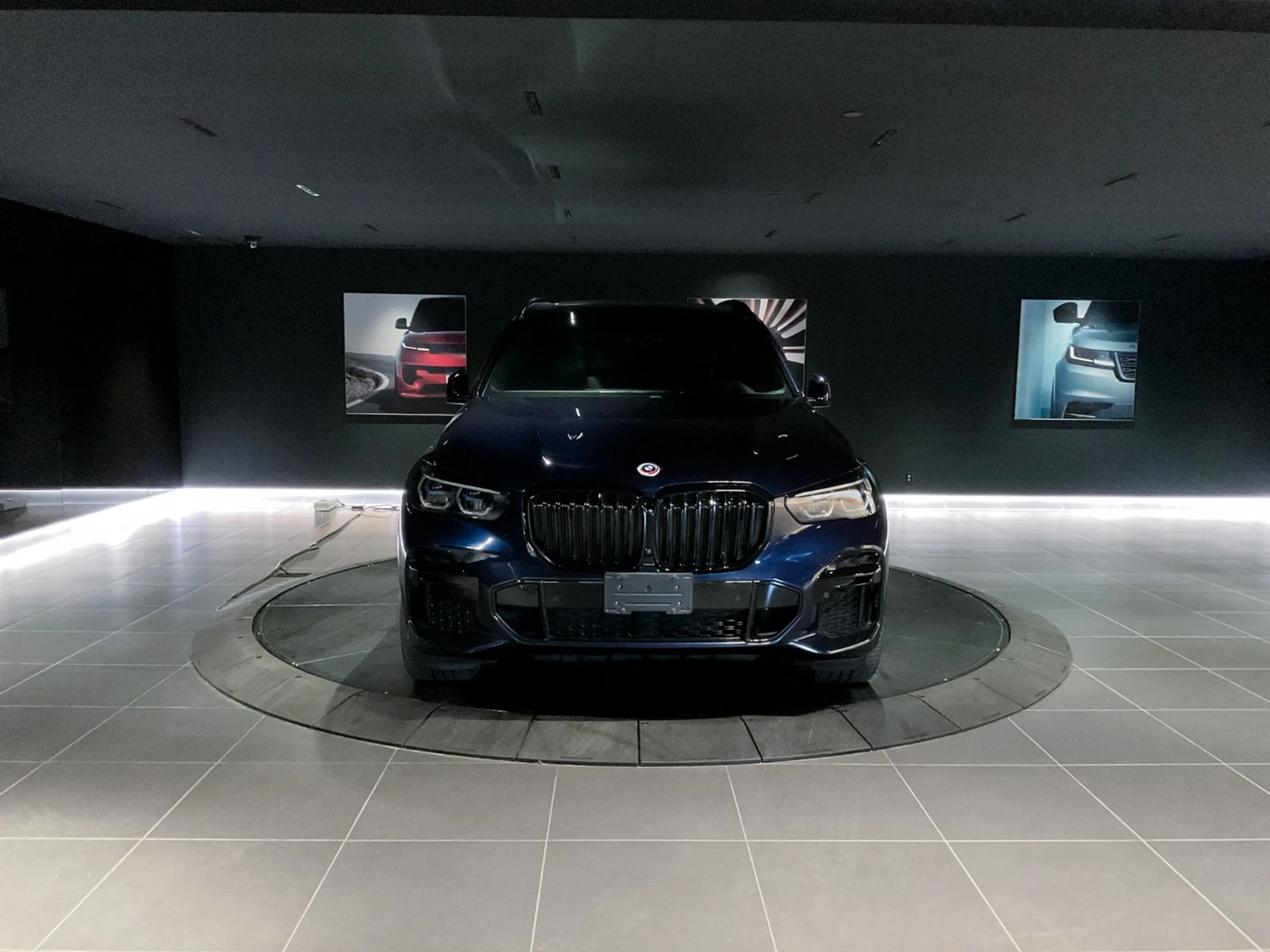 BMW X5 * Xdrive4.0i* HeadUp* 360* Pano* Keyless* B58* 8zf - изображение 2