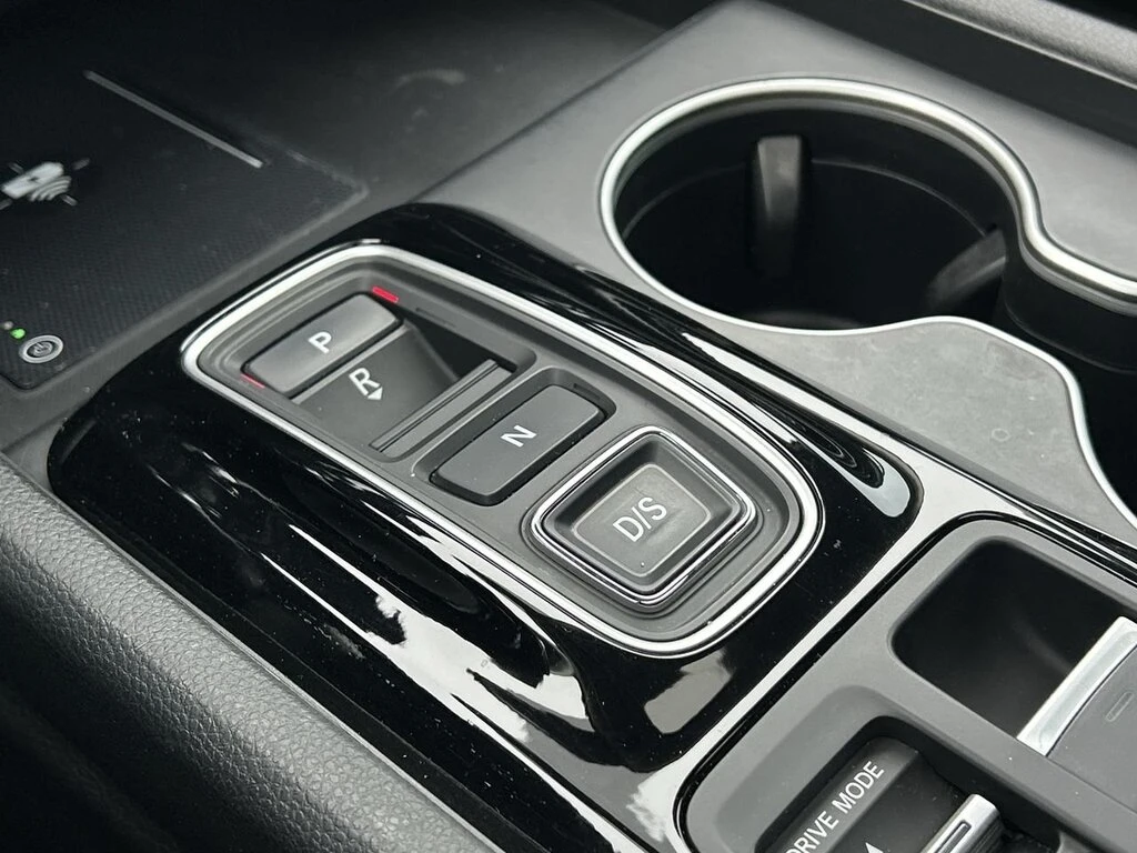 Honda Pilot Touring * Фиксирана цена до БГ * Един собственик *, снимка 10 - Автомобили и джипове - 53807763