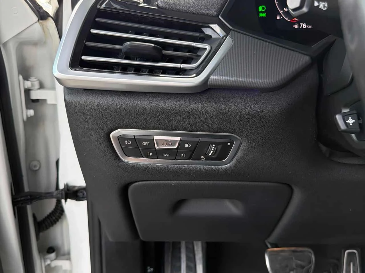 BMW X5 M-Pack HUD xDrive40i  CARFAX, снимка 15 - Автомобили и джипове - 54265661