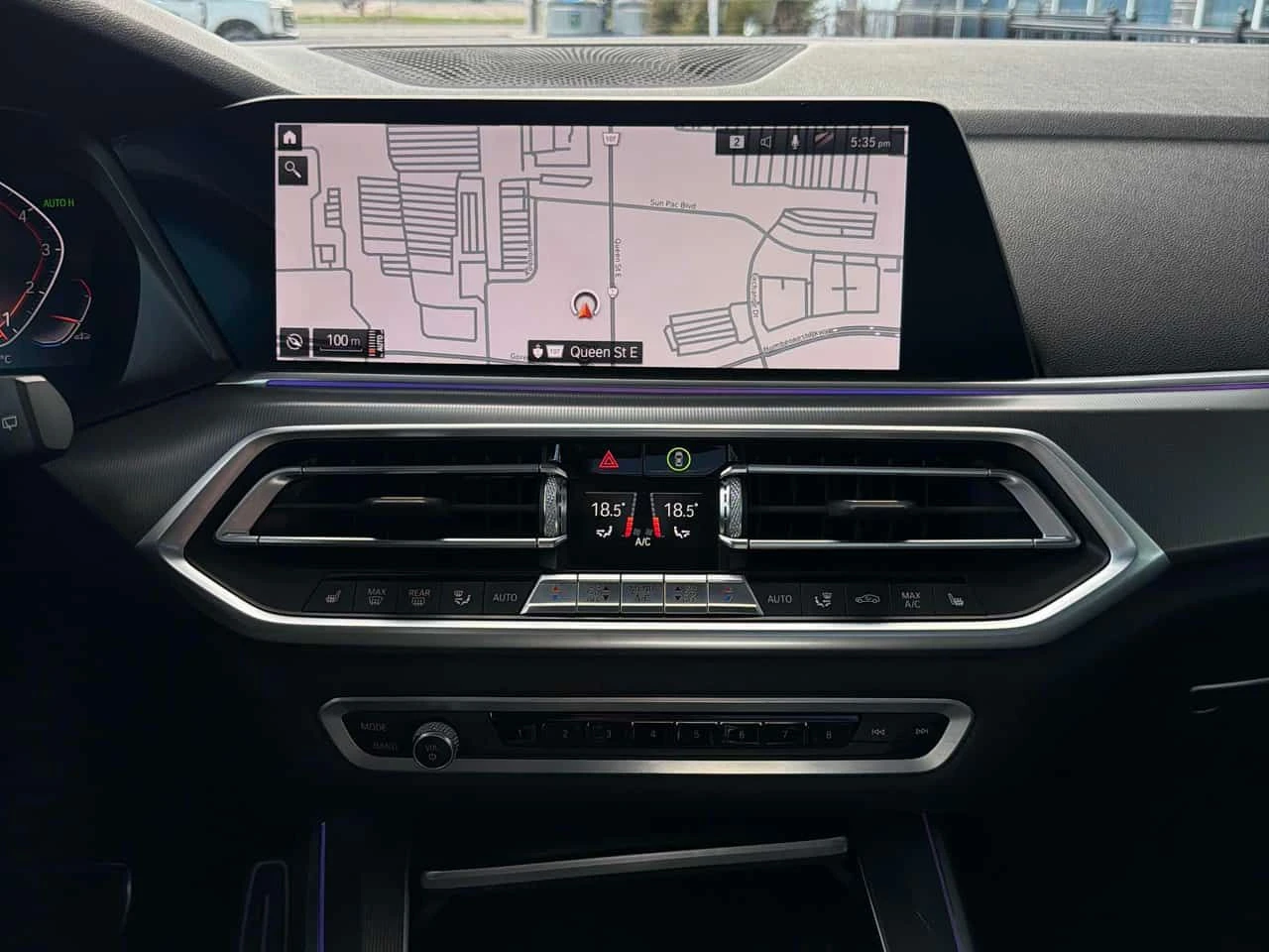 BMW X5 M-Pack HUD xDrive40i  CARFAX, снимка 12 - Автомобили и джипове - 54265661