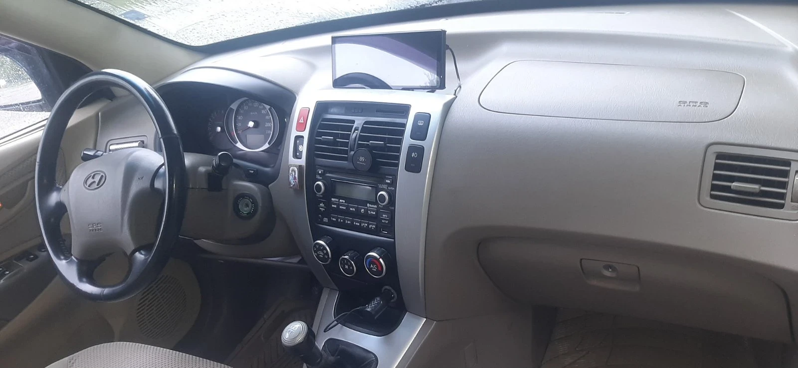 Hyundai Tucson, снимка 7 - Автомобили и джипове - 54525342