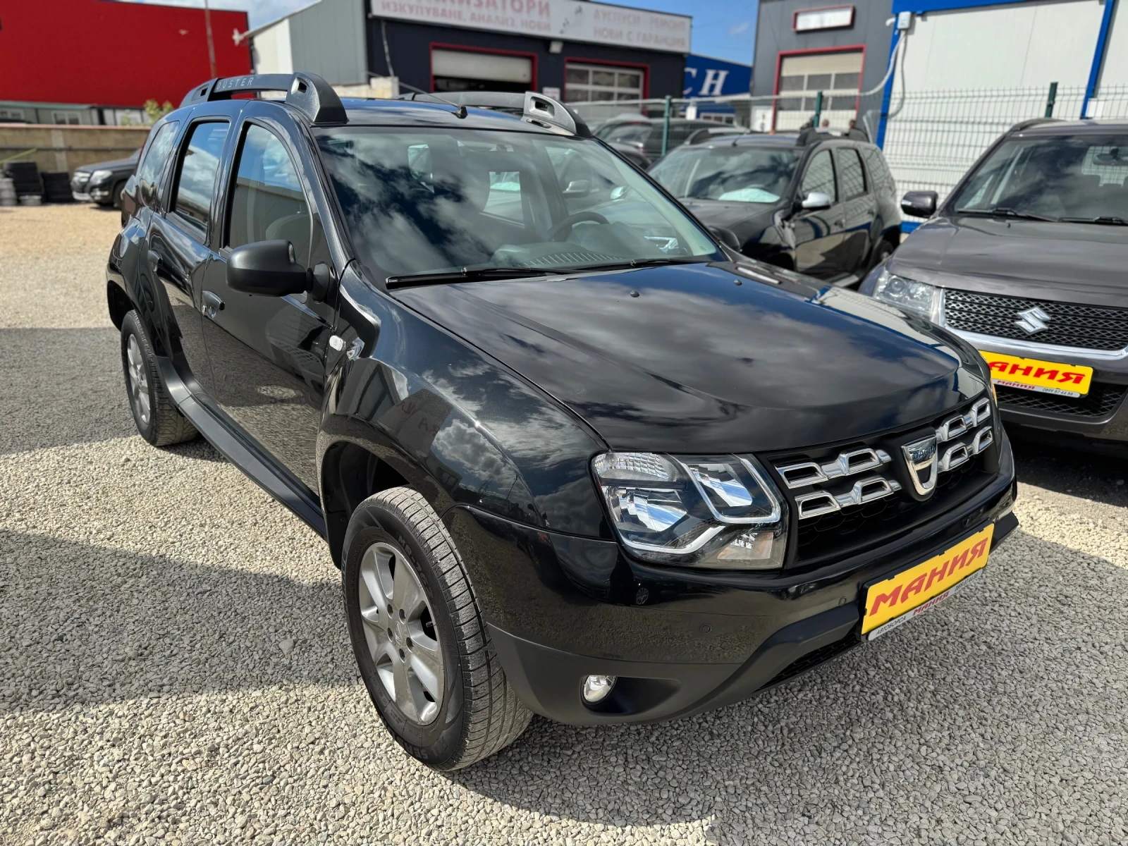 Dacia Duster 1.6I gaz, снимка 3 - Автомобили и джипове - 54563910