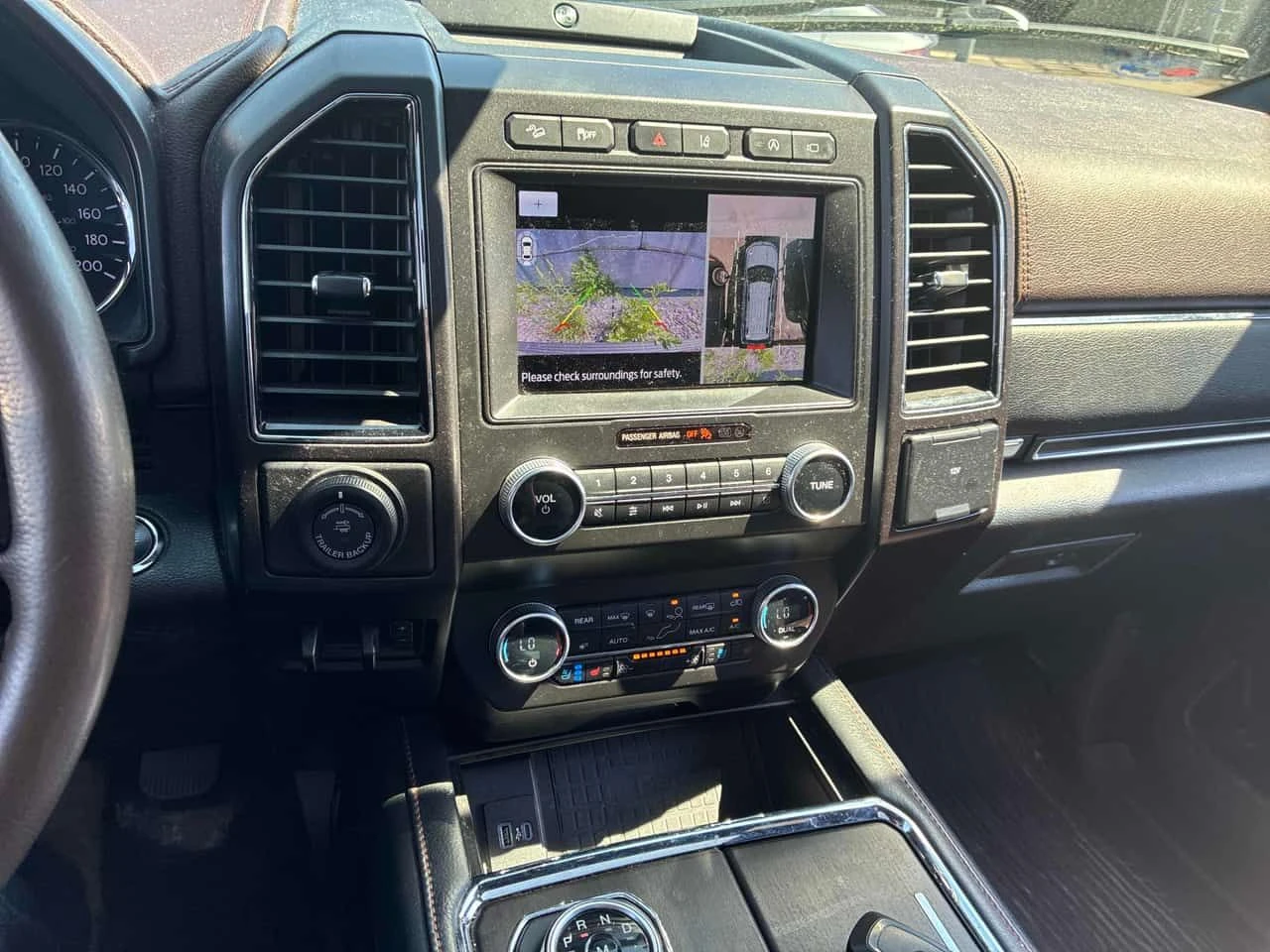 Ford Expedition King Ranch Max * ПРЕДСТАВИТЕЛСТВО НА HYUNDAI, снимка 10 - Автомобили и джипове - 54859813