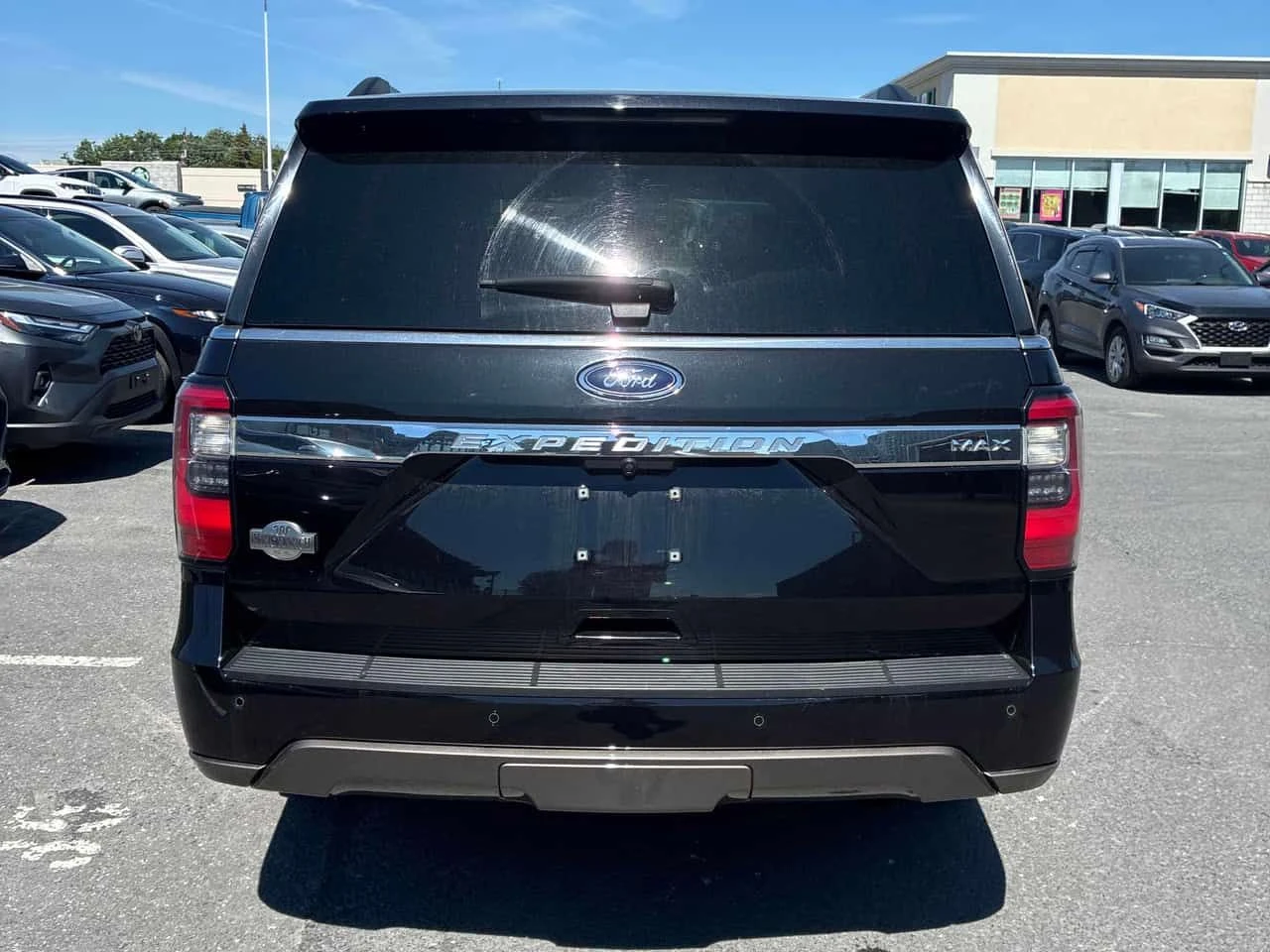 Ford Expedition King Ranch Max * ПРЕДСТАВИТЕЛСТВО НА HYUNDAI, снимка 4 - Автомобили и джипове - 54859813