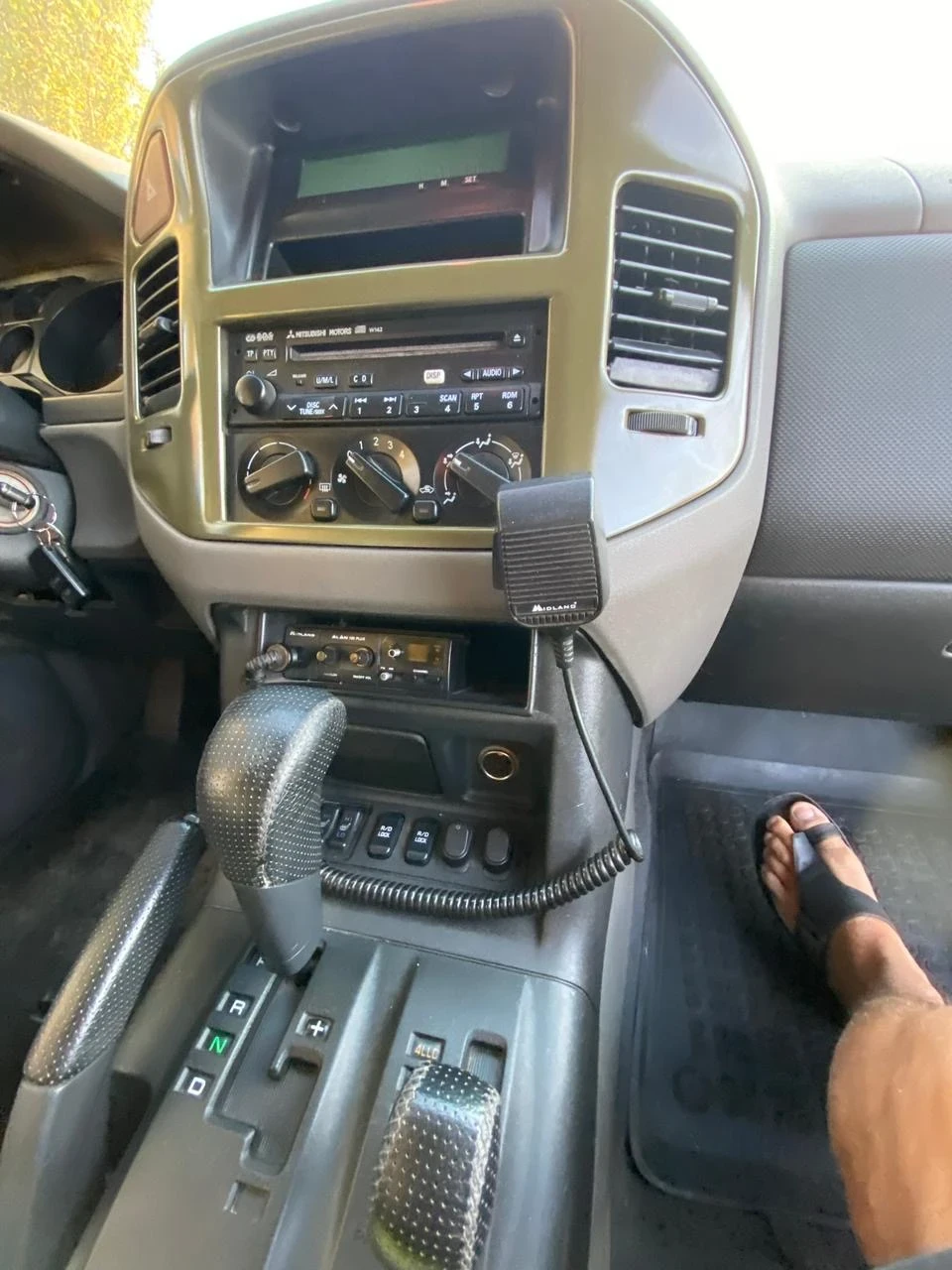 Mitsubishi Pajero Arctic Trucks, снимка 12 - Автомобили и джипове - 54917720