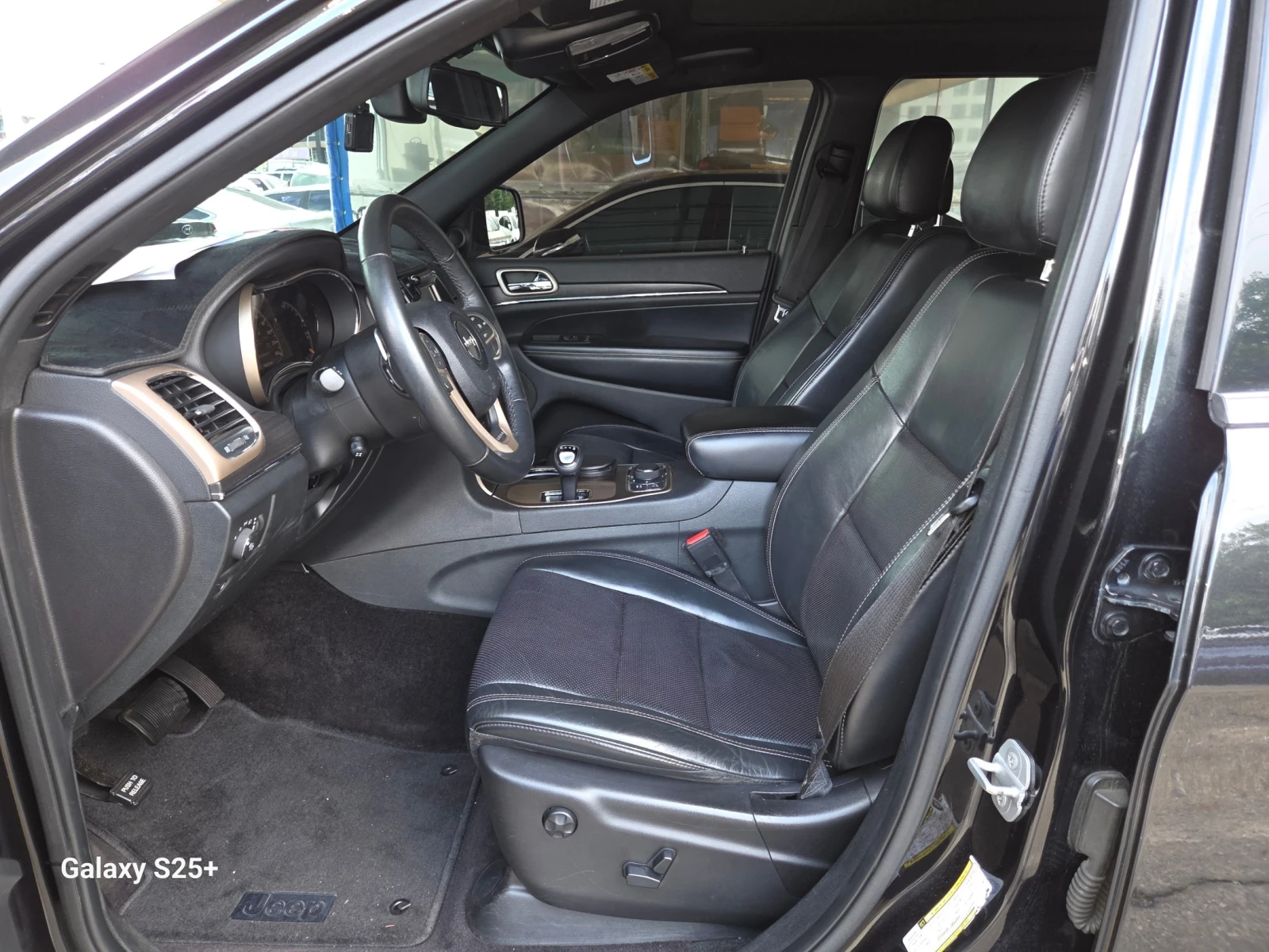 Jeep Grand cherokee 2016 3.6 LIMITED 4X4* ОБДУХВАНЕ, снимка 6 - Автомобили и джипове - 55824725