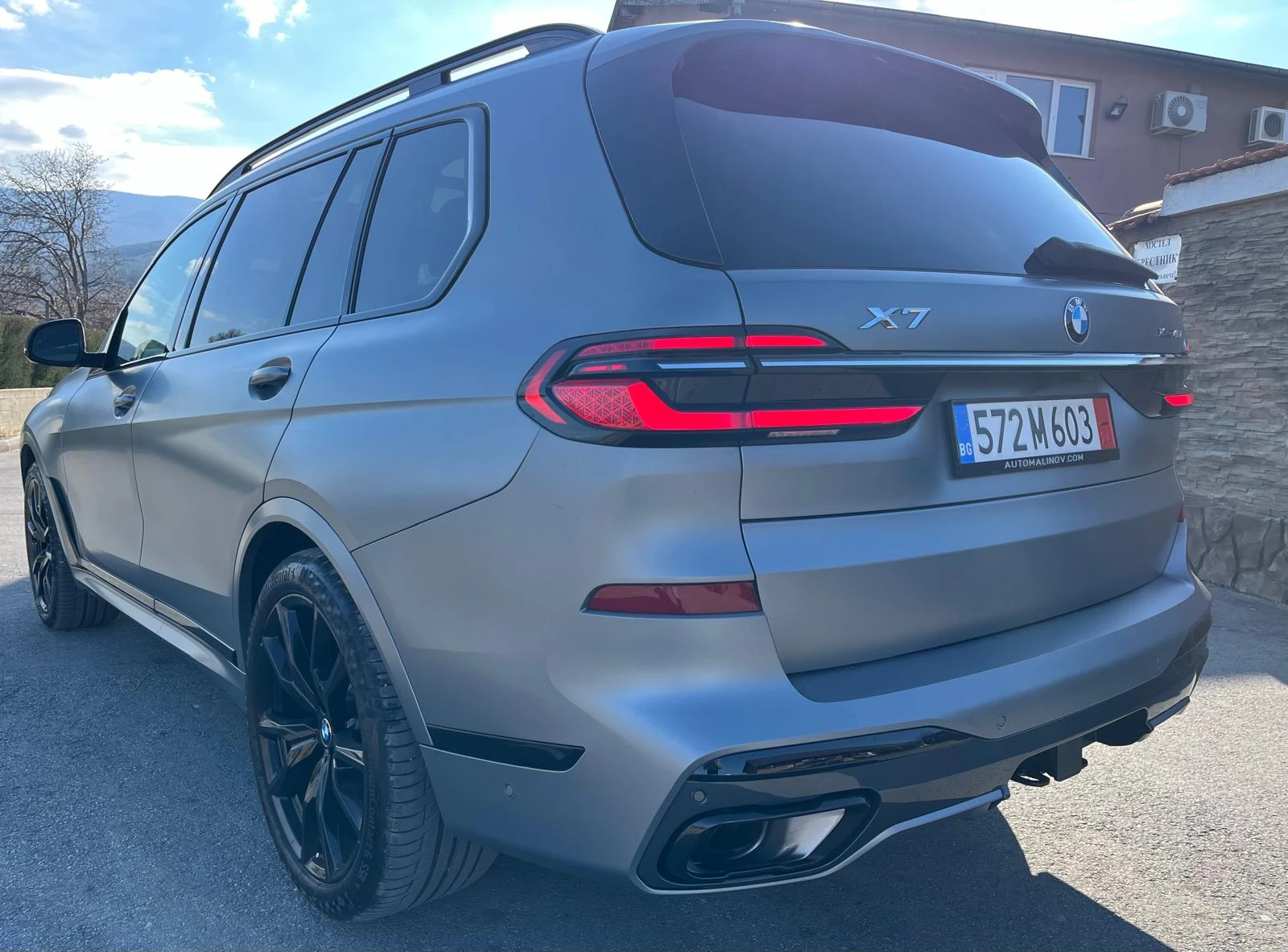 BMW X7 xDrive40i, снимка 3 - Автомобили и джипове - 56028169