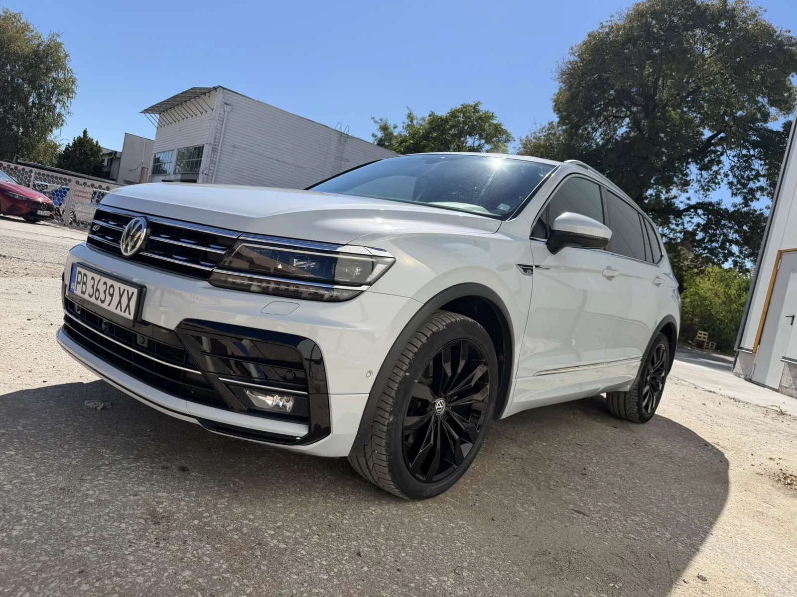 VW Tiguan SUV, снимка 10 - Автомобили и джипове - 56426497