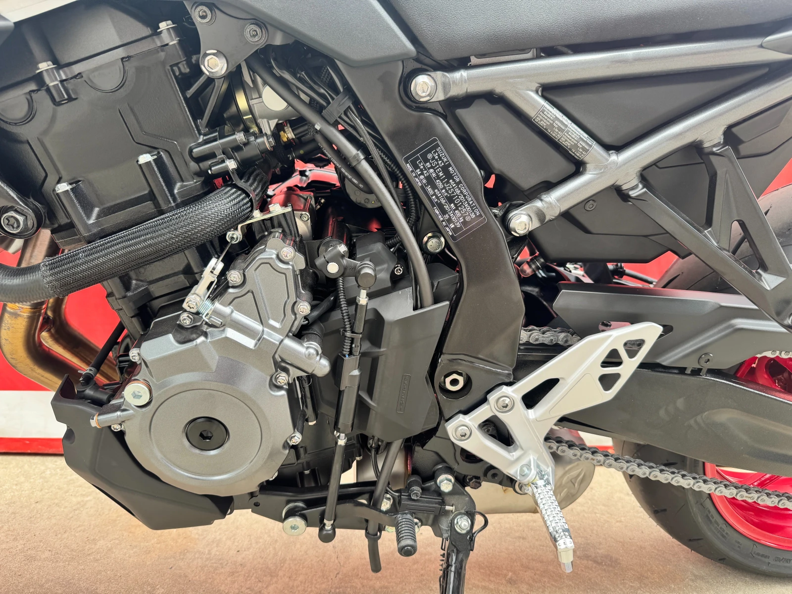Suzuki Gsx 8S 2026 Akrapovic, снимка 13 - Мотоциклети и мототехника - 55008727