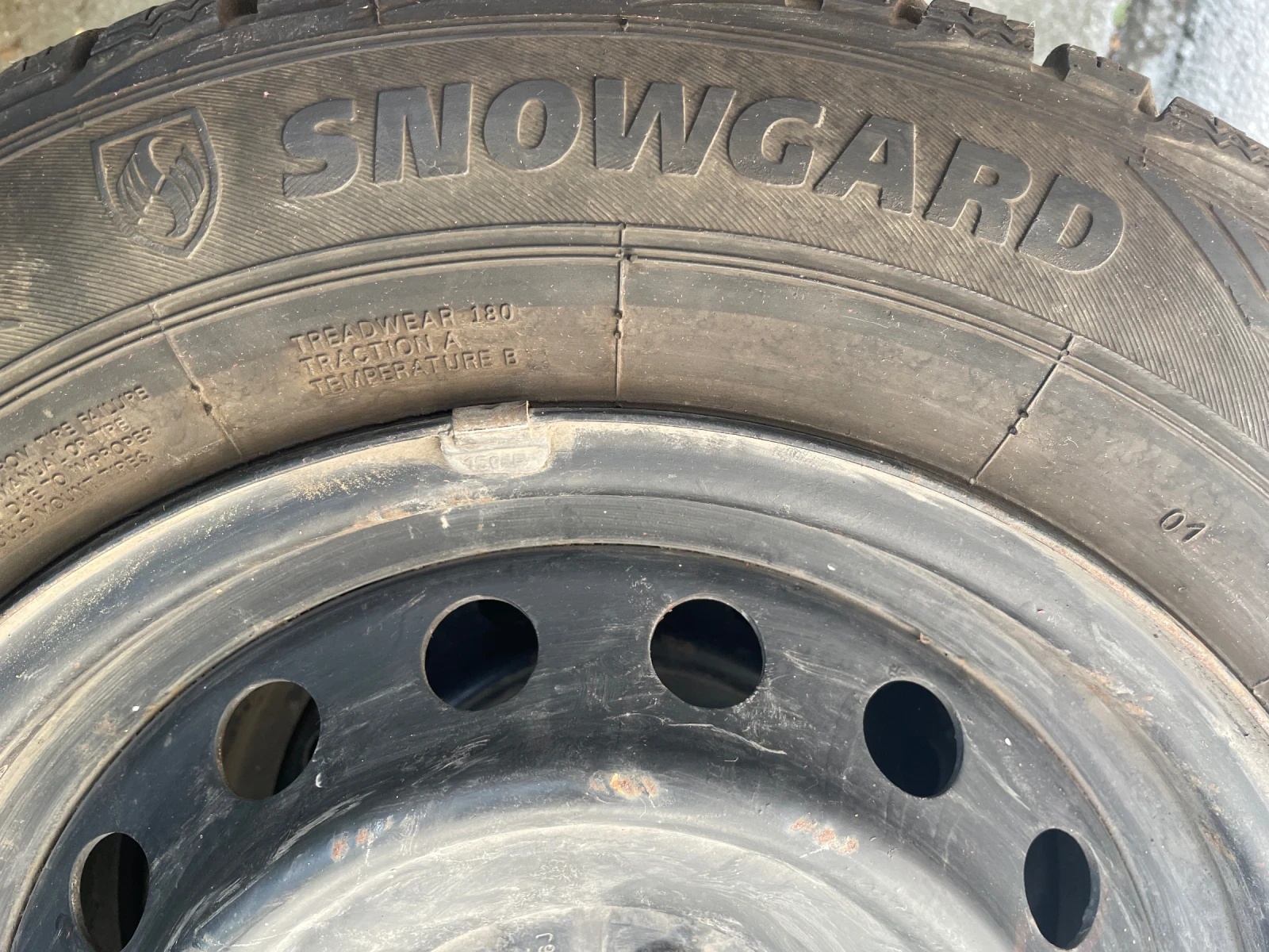 Гуми с джанти Други 195/65R15, снимка 8 - Гуми и джанти - 55881492