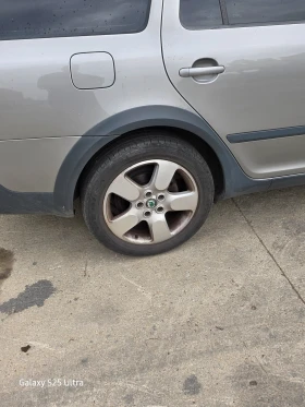 Skoda Octavia Скаут, снимка 9