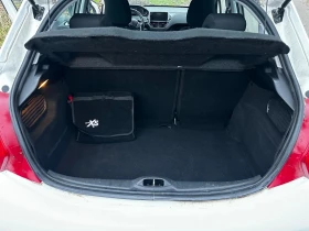 Peugeot 208, снимка 8