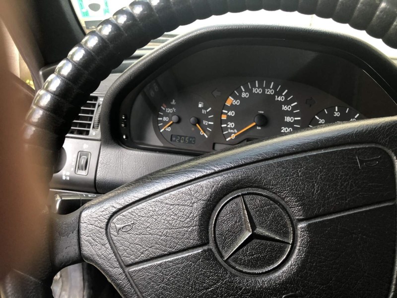 Mercedes-Benz C 250 C250, снимка 7 - Автомобили и джипове - 41348956