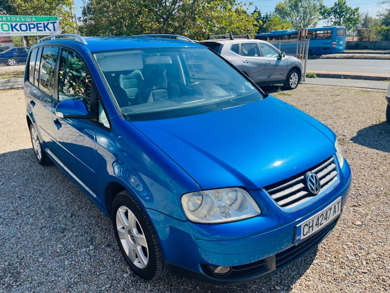 VW Touran 2.0 TDI 7-места, снимка 3 - Автомобили и джипове - 47402008