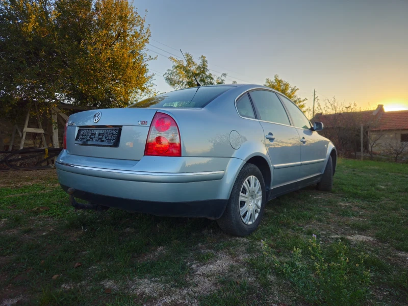 VW Passat 1.9 101hp, снимка 6 - Автомобили и джипове - 47805770