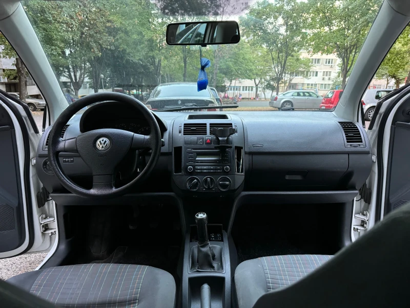 VW Polo 1.2I, снимка 5 - Автомобили и джипове - 47812094