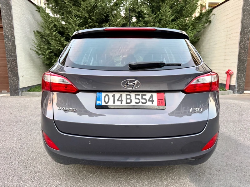 Hyundai I30 1.6CRDI FACE LIFT NAVI KAMERA PARKTRONIK, снимка 6 - Автомобили и джипове - 48382366