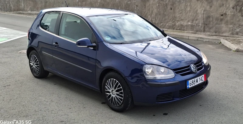 VW Golf 1.6, снимка 6 - Автомобили и джипове - 48794077