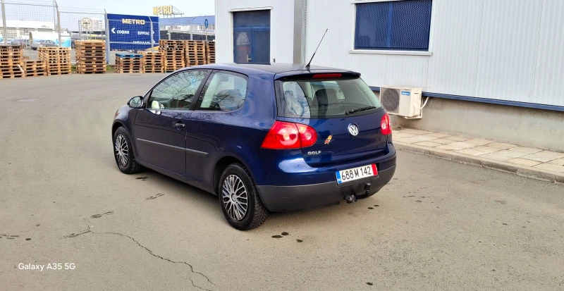 VW Golf 1.6, снимка 3 - Автомобили и джипове - 48794077