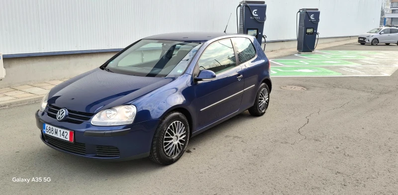 VW Golf 1.6, снимка 1 - Автомобили и джипове - 48794077