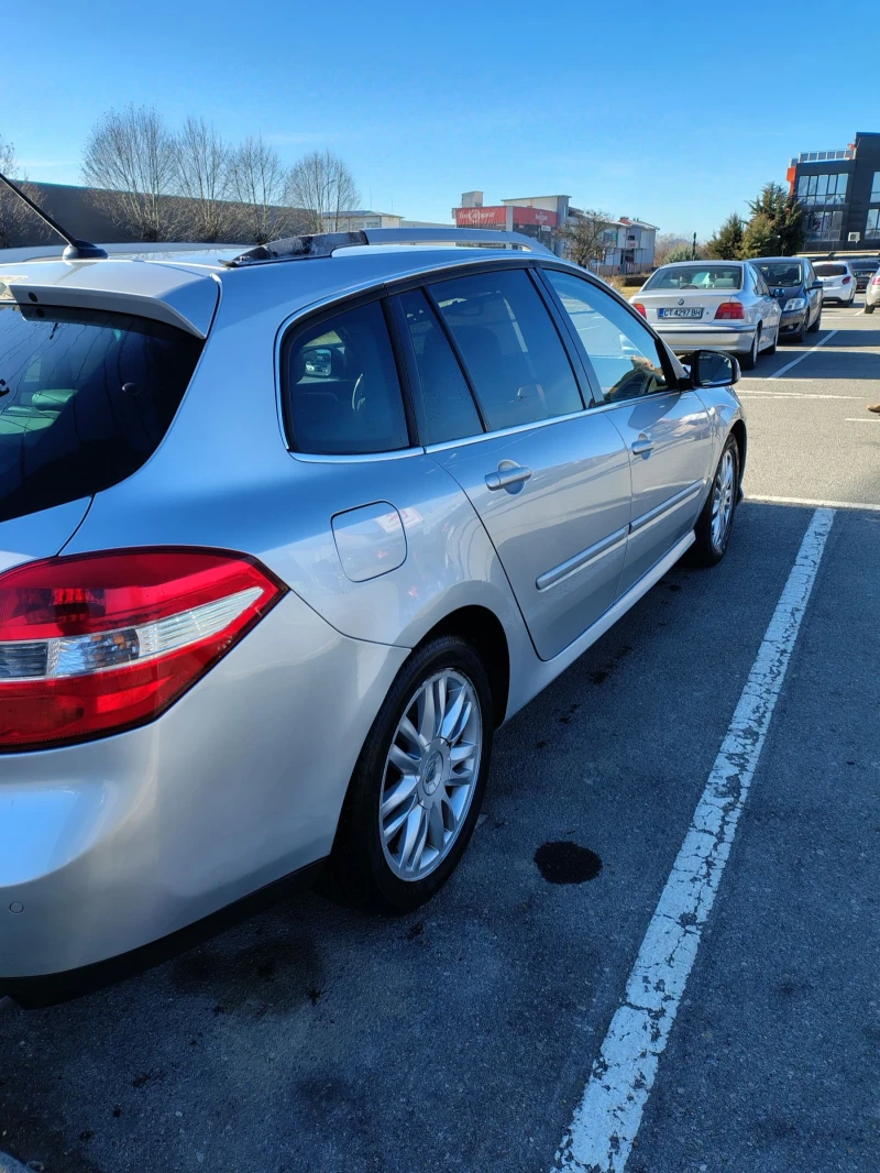 Renault Laguna 2.0 dci 150hp, снимка 4 - Автомобили и джипове - 48831486