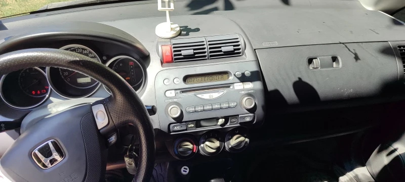 Honda Jazz, снимка 14 - Автомобили и джипове - 52527728