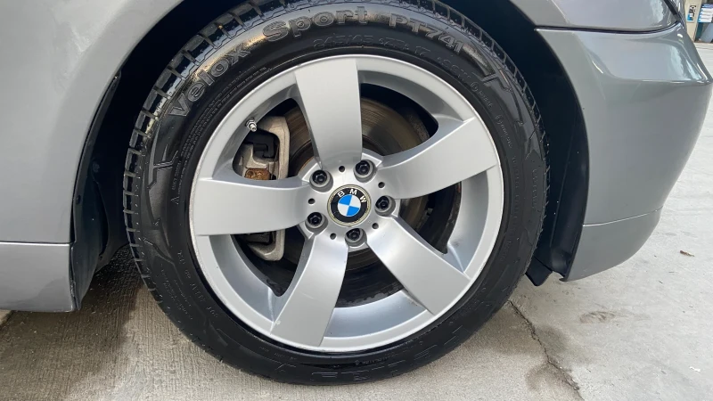 BMW 525, снимка 9 - Автомобили и джипове - 51076368