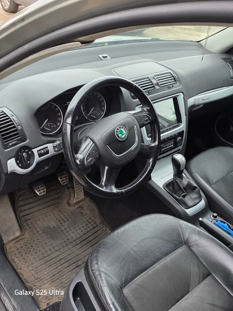 Skoda Octavia Скаут, снимка 4 - Автомобили и джипове - 52330729
