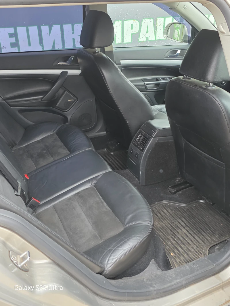 Skoda Octavia Скаут, снимка 11 - Автомобили и джипове - 52330729