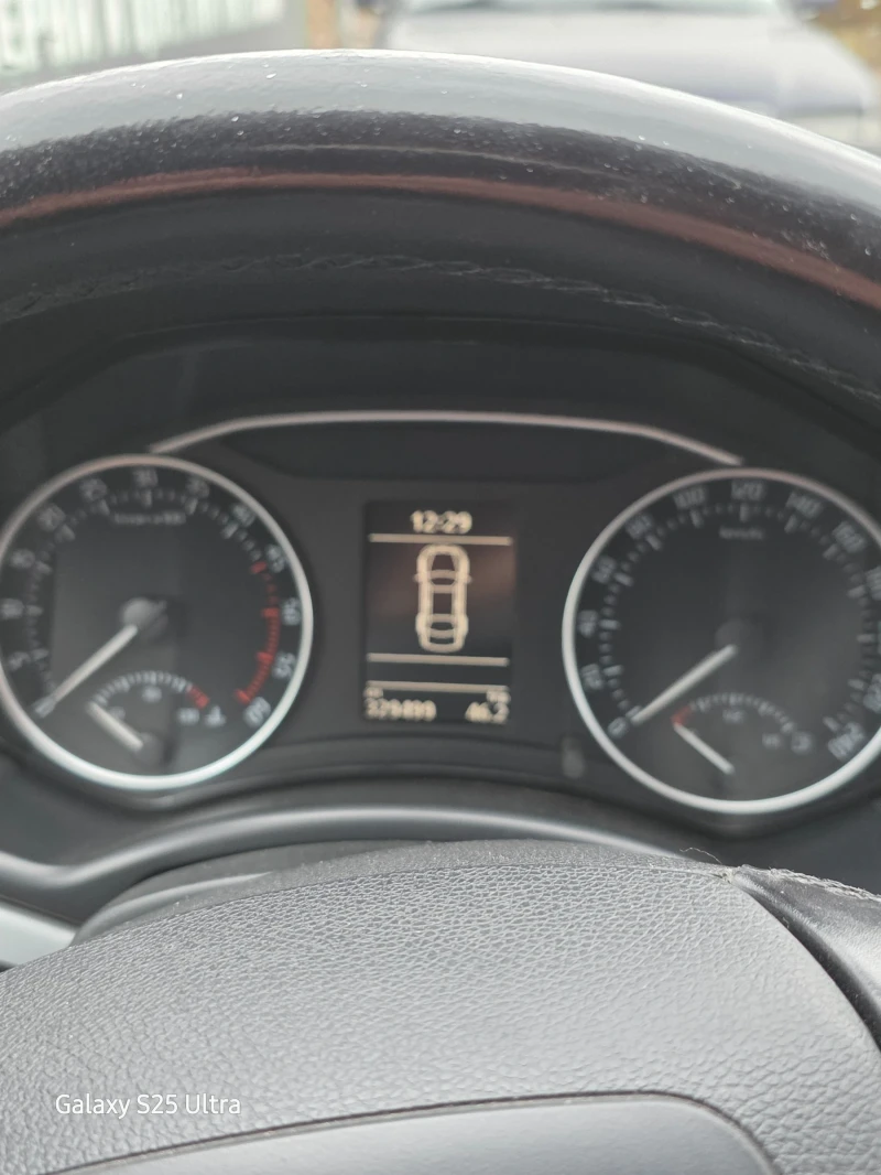 Skoda Octavia Скаут, снимка 2 - Автомобили и джипове - 52330729