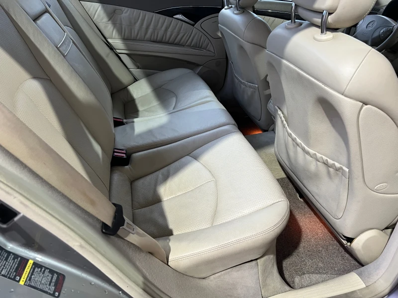 Mercedes-Benz E 270 CDI AVANTGARDE , снимка 12 - Автомобили и джипове - 52416616