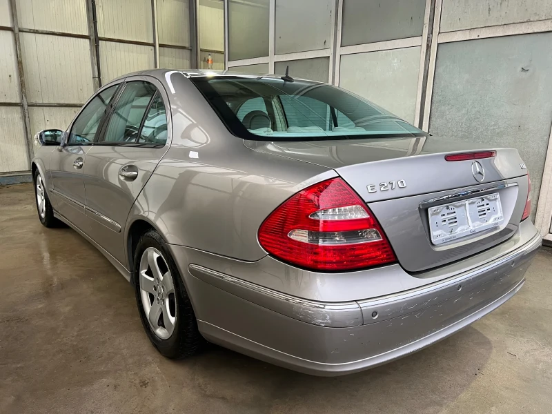Mercedes-Benz E 270 CDI AVANTGARDE , снимка 4 - Автомобили и джипове - 52416616