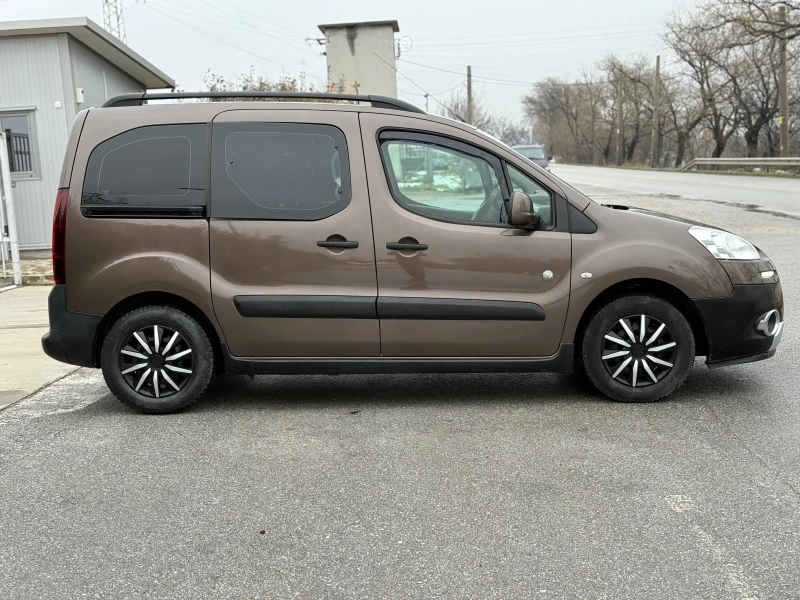 Peugeot Partner 1.6HDI/ 92кс. 2013г., снимка 4 - Автомобили и джипове - 53370857