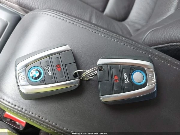 BMW i3, снимка 5 - Автомобили и джипове - 56104163