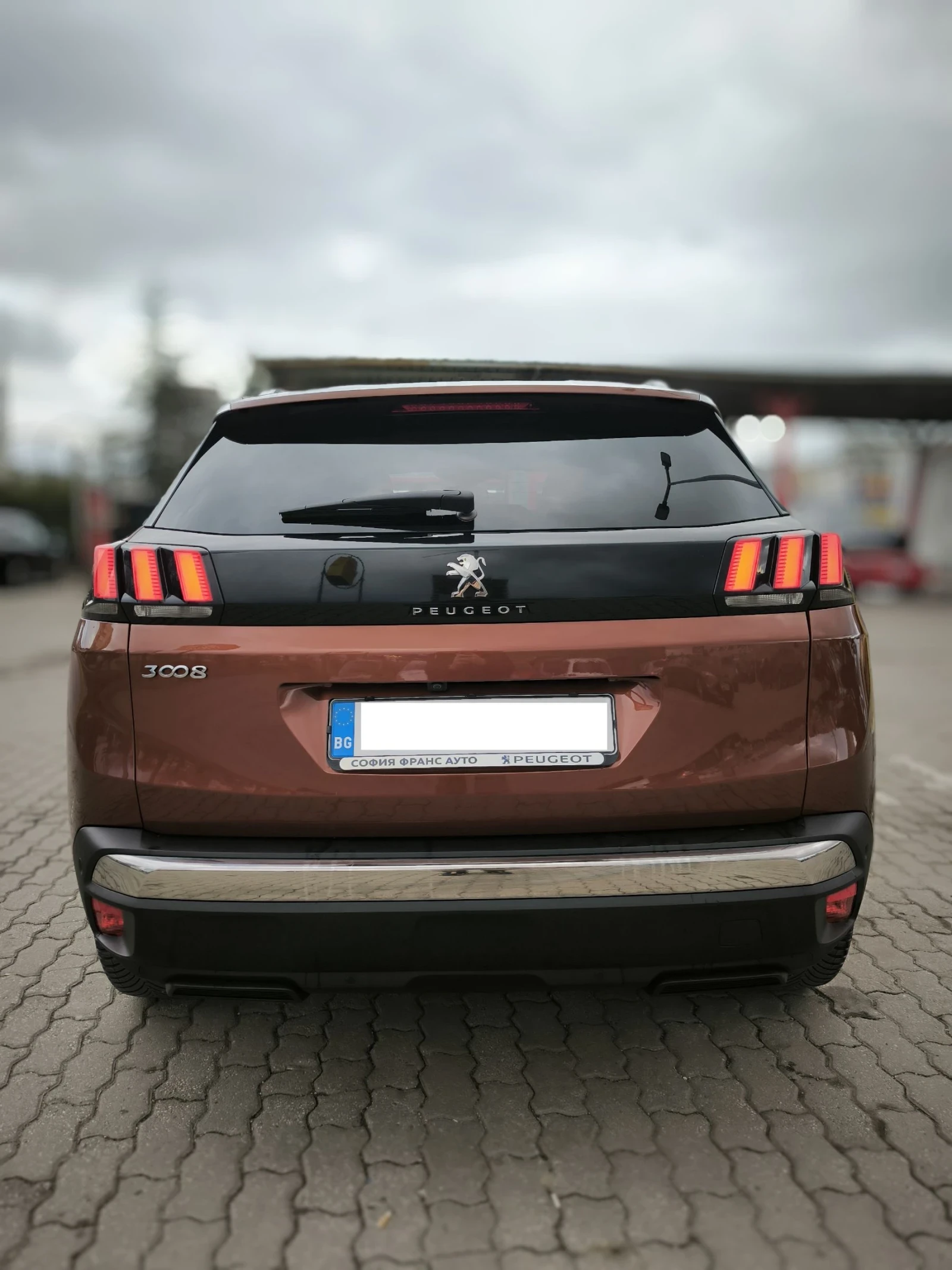 Peugeot 3008 ALLURE 1.5 e-HDI 130 EAT8/Удължена гаранция  - изображение 7
