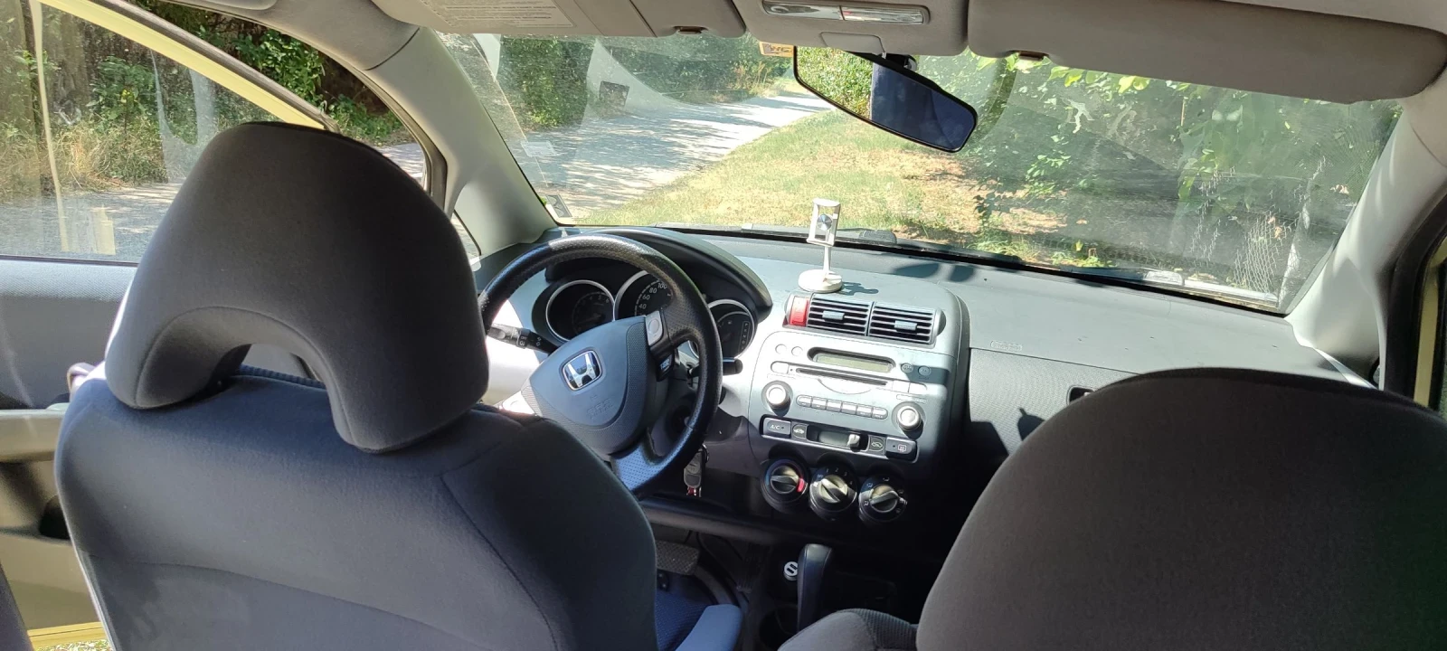 Honda Jazz  - изображение 8