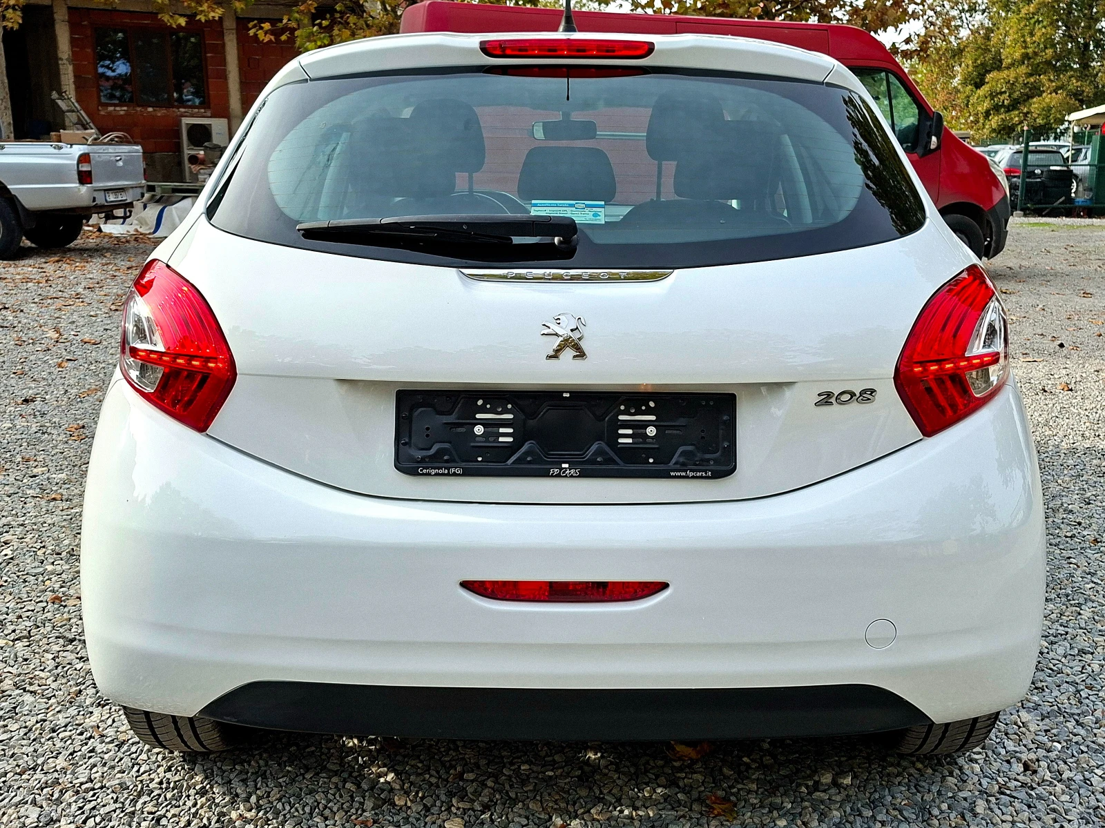 Peugeot 208 1.4i + ГАЗ-фабрична НАВИГАЦИЯ* АВТОПИЛОТ - изображение 6