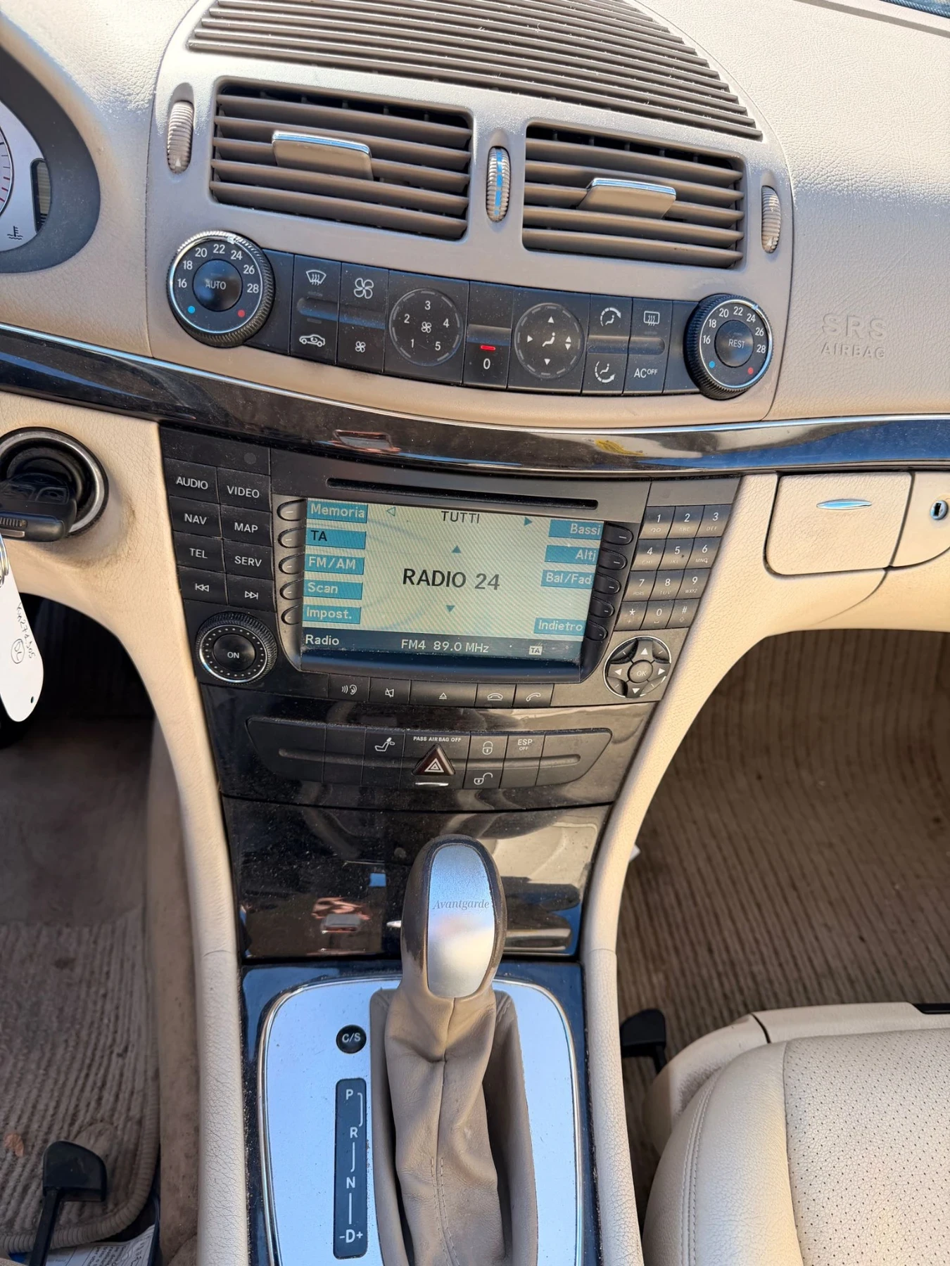 Mercedes-Benz E 270 CDI AVANTGARDE  | Mobile.bg   9